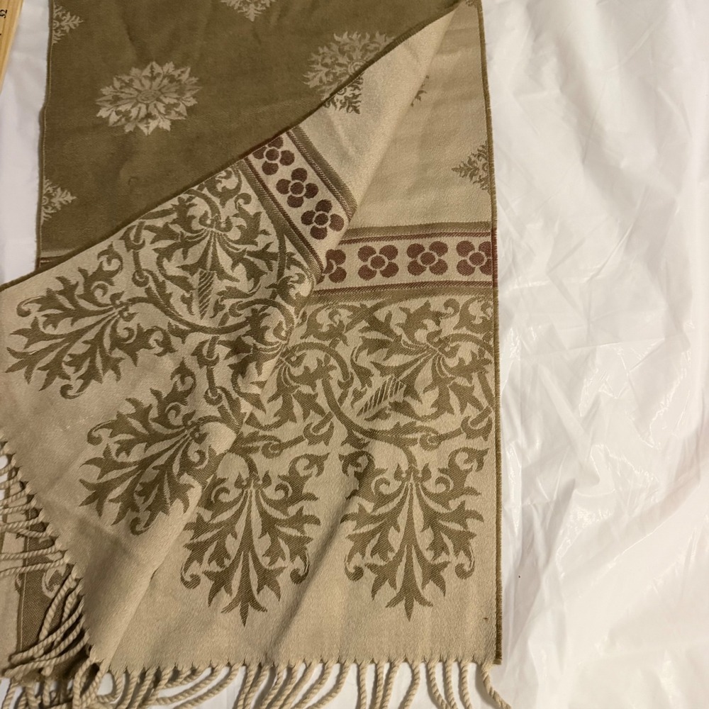Anichini Unisex Damask Jacquard Wool Scarf OS Olive Green Tan Made in Italy Wrap